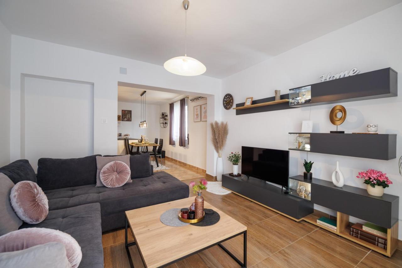 Spacious And Modern App With Big Terrace Malinska Exteriér fotografie